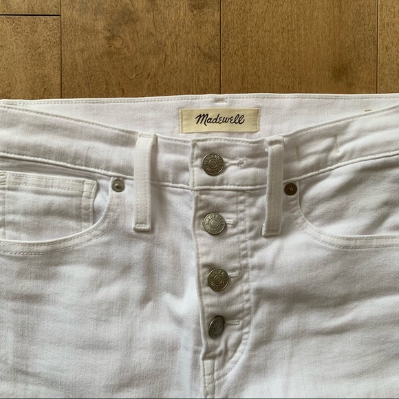 Madewell 10 Inch High Rise Skinny Crop Jeans in White - Picture 7 of 10